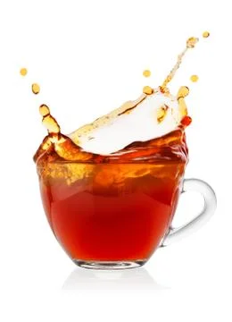 Splash in cup of black tea Foto stock