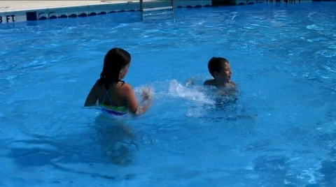 Splash wars 1 Stock Footage 488363