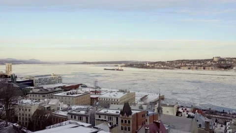 Splendid view of the St-Laurent River at the start of sunset Stock Footage 133450878