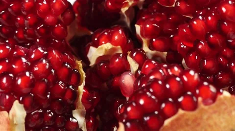 Splintered rotating fresh pomegranate Video stock 68769012