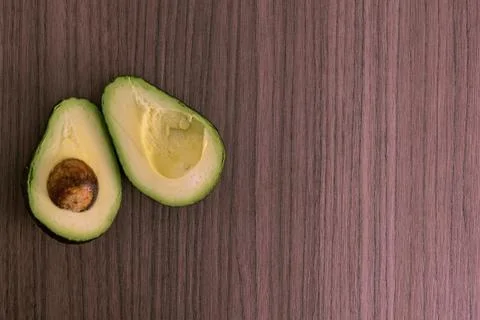Split avocado Stock Photos