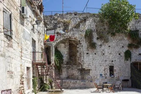 SPLIT, CROATIA - AUGUST 11 2017: Houses outdoor in split city center, with ru Stock Photos