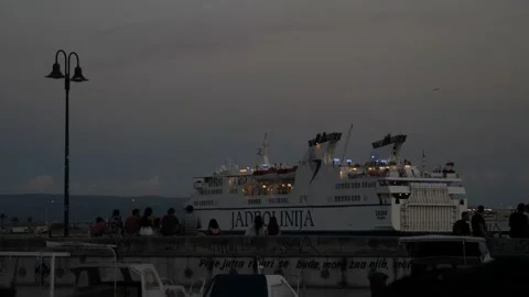 Split, Croatia- June 08 2022: Jadrolinija Ferry in Split Harbour Evening Time Vídeos de archivo 202605474