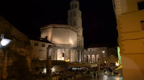 Split, Croatia: a lot of people at the peristyle in the Stock Footage 68614233