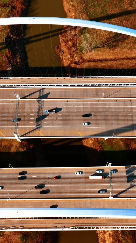 Split in the middle structure of Margaret McDermott Bridge in Dallas, United Stock Footage 333472484