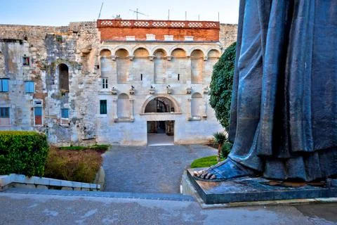 Split old town gate and Grgur Ninski statue famous thumb view Stock Photos
