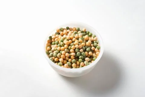 Split peas in a dish Foto stock