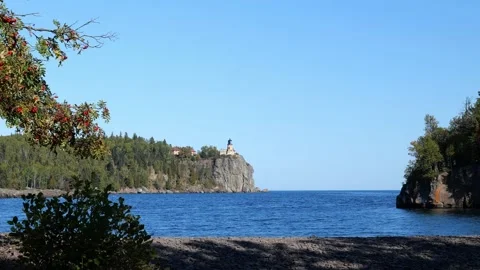 Split Rock Light House and Lake Superior in Minnesota with zoom. Stock Footage 165228464