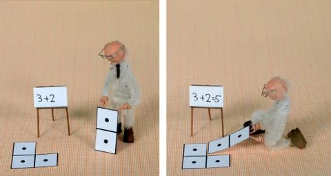 Split screen image with model situation showing the basics of addition. Foto stock