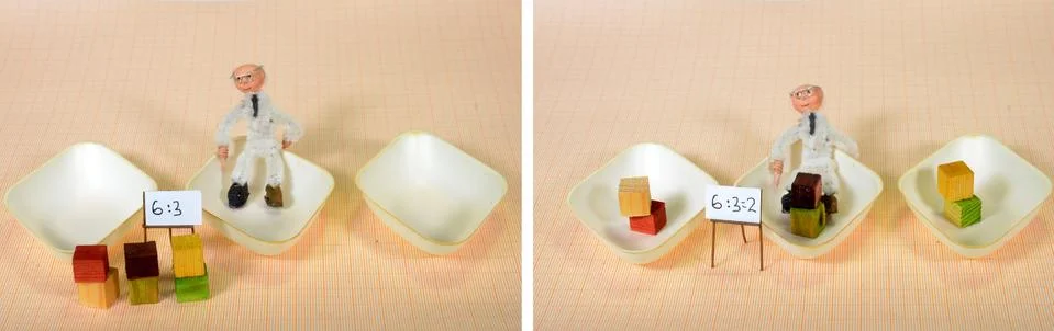 Split screen image with model situation showing the basics of division Foto stock