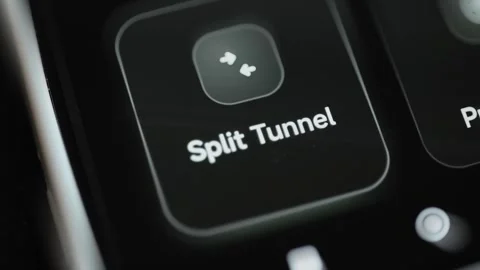 Split tunnel button routes selected application traffic 库存影片 342493933