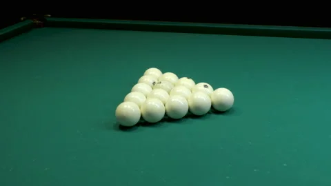 Splits the triangle billiards Stock Footage 89666547