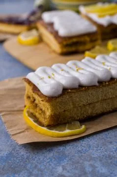 Sponge cake with jam Foto stock