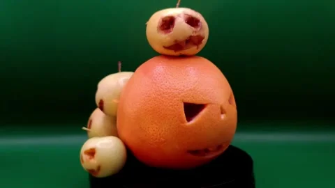 Spooky pumpkins are spinning. Stock Footage 344454946
