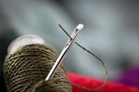 Spools of thread, needles Stock-Fotos