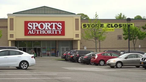 Sports Authority store closing, going out of business - 4K stock video Stock Footage