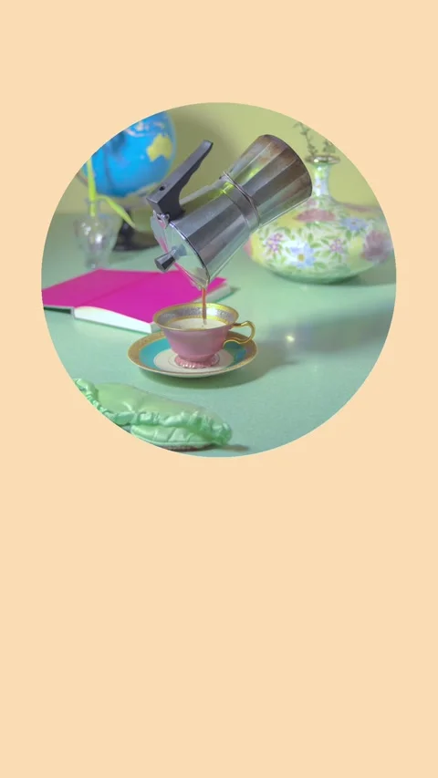 Spotify Canvas : Vertical : Seamless loop :  Flying saucer with peachy frame Stock Footage 166178944