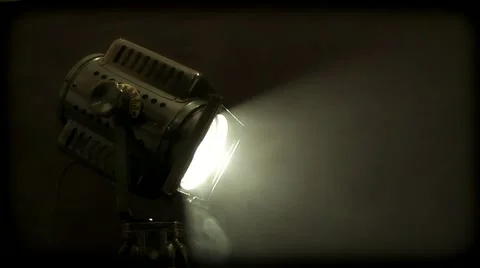Spotlight turns up in smoke Vidéo 12454170