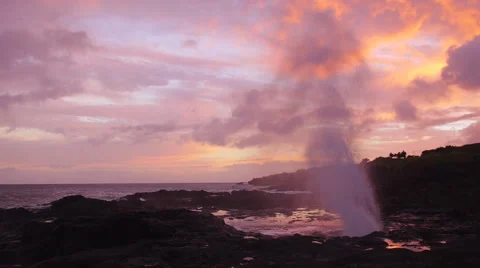 Spouting Horn geyser at sunset Video stock 40154511