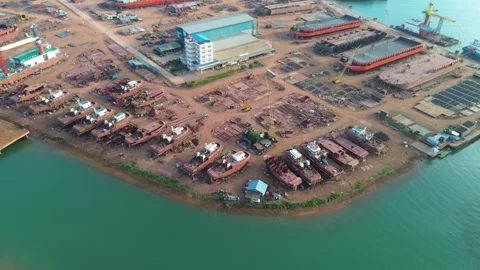 Sprawling Coastal Industrial Complex: Crafting the Next Generation of Marit.. Stock-Footage 325289843
