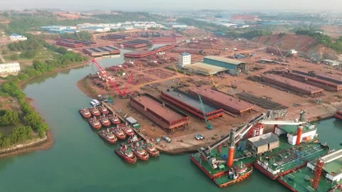Sprawling maritime vessel construction and repair hub driving global trade .. Video stock 337281653