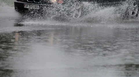 Spray from the car Video stock 26096070