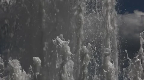 Spray of the fountain Stockbeeldmateriaal 50308573