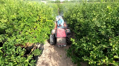 A sprayer machine, trailed by tractor spray herbicide, insecticide, pesticide. Stockbeeldmateriaal 138083182