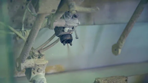 Spraying machine for applying varnish or paint on the product. Vídeo Stock 196675537