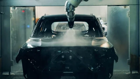 Spraying machine is galvanizing a car in the plant unit Vídeo Stock 146512318