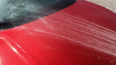 Spraying water on a car Video stock 172024365
