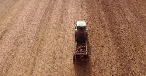 Spreading manure2 Stock Footage 105039800