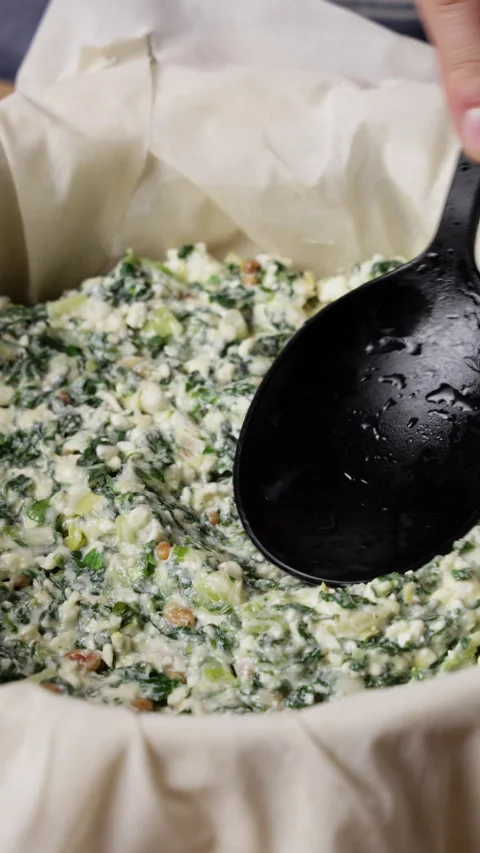 Spreading Pie Filling With Spoon Close Up Front View Vertical 스톡 동영상 337291058