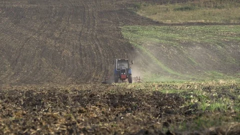 Spring agricultural work Stock Footage 85325273