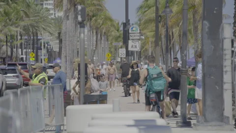 Spring break crowds Fort Lauderdale Beach Florida. 2026 telephoto HDR video Stock Footage 331307821