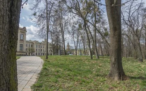 Spring day in the Polytechnic Park of Kyiv 库存照片