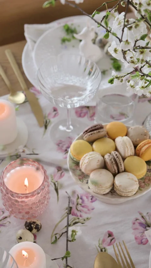 Spring Easter decor. Easter table setting. Flowers and dishes and candles for a 스톡 동영상 272816607