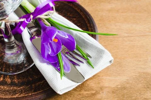 Spring Festive Table Setting With Fresh Flower. 스톡 사진