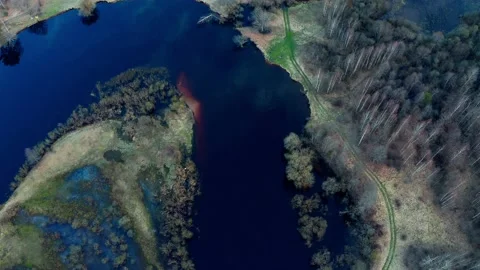 Spring flood, overflow of a large river from a bird's eye view. Full-flowing Stock-Footage 153261176