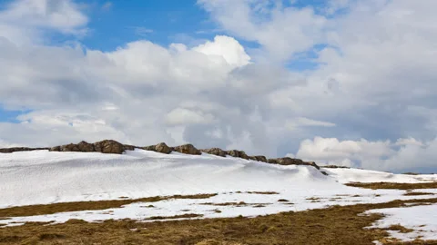 Spring hills in a snow time lapse scene Vídeos de archivo 277410731