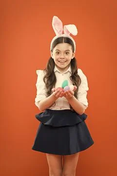 Spring holidays concept. Perfect Easter bunny. Fun and educational Easter 库存照片