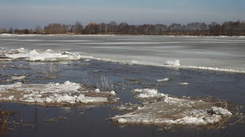 Spring ice floe. Stock Footage 22645107