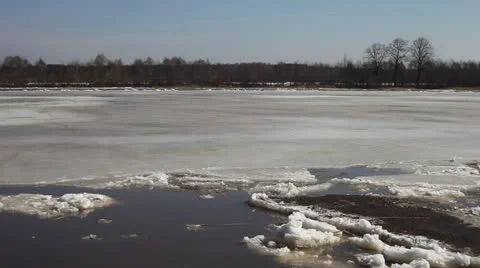 Spring ice floe. Stock Footage 22645119