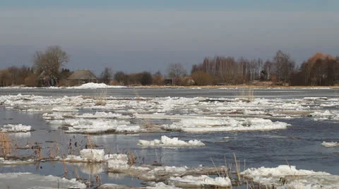Spring ice floe. Stock-Footage 22645155
