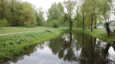 Spring at the I.E. Manor Museum Repina Zdravnevo Vidéo 108196886