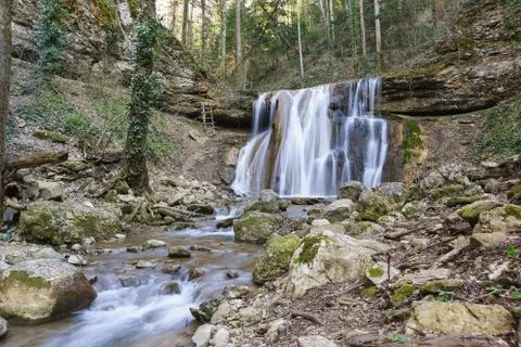 Spring Kaverinsky a Large waterfall in a gorge of the Caucasus mountains. Hik Stock-Fotos