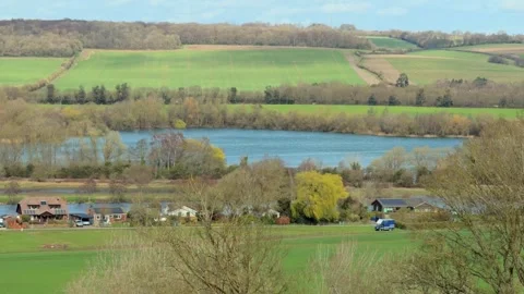 Spring landscape at Bourne End, Marlow, Buckinghamshire, England. Spring Su.. Video stock 330803003