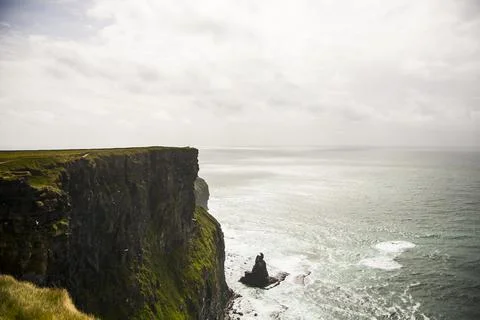 Spring landscape in Cliffs of Moher (Aillte An Mhothair), Ireland Stock-Fotos