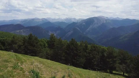 Spring in the mountains. Roncal Valley. Navarre Pyrenees Vídeos de archivo 232484635