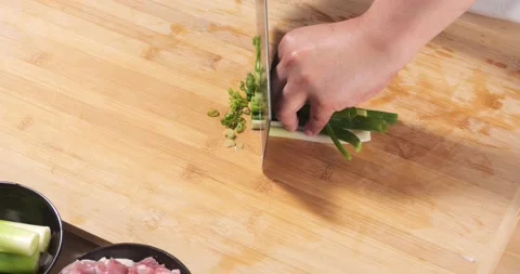 Spring onion 库存影片 168610836